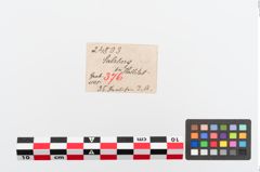 Etiketten zu Perlenkette (NHMW-PRAE-024803)
